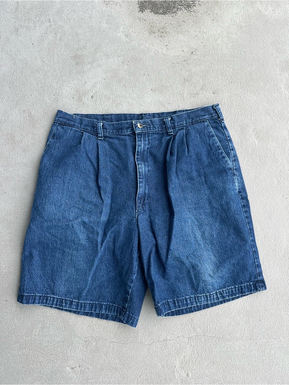 Vintage pleated Blue Denim Men’s Shorts